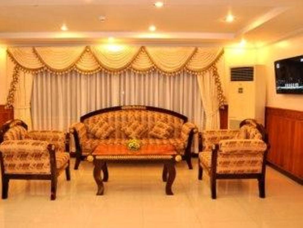Jun Yue Hotel Phnom Penh Exterior photo